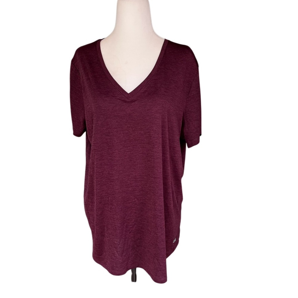 🌟3/$25 🌟Athletic Works Women's Short Sleeve V-Neck Tee
